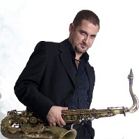 toni solà