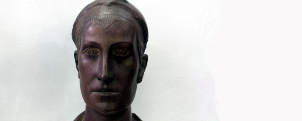 Escultura 'Dona d’Amposta', d'Emili Fontbona