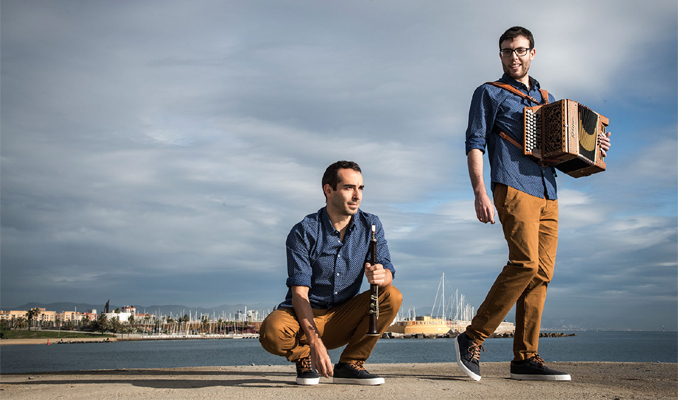 El duet Criatures