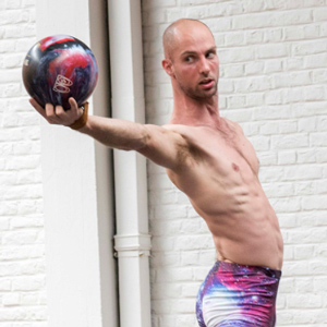 Espectacle 'Bowling, object as projectile' - Alexander Vantournhout