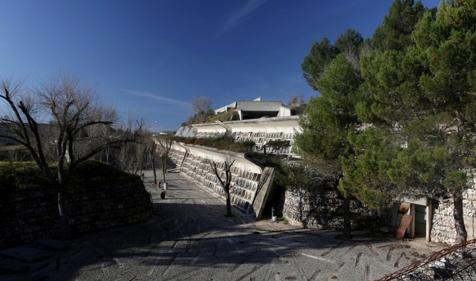 Cementiri Miralles