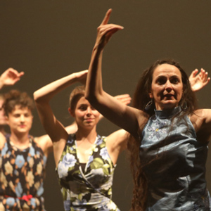 Espectacle de Creació Deltebre Dansa 'Easy'