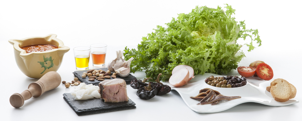 Els ingredients per fer el xató