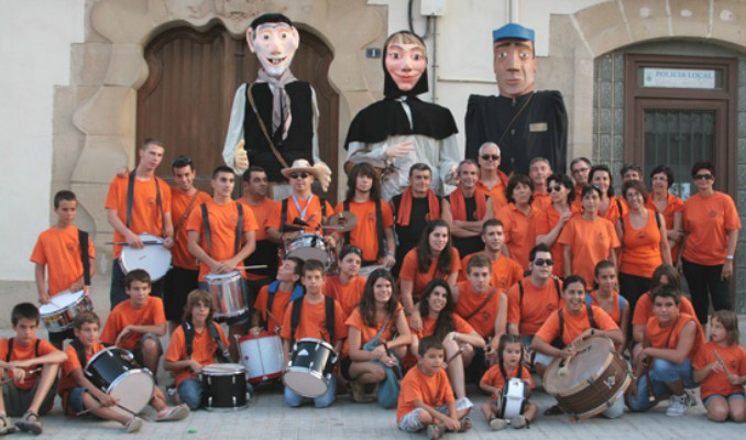 Festa Major, popular, Torregrossa, Pla d'Urgell, Lleida, festa popular, música, música en directe, gimcana, guerra fang, concert, ball, bingo, humor, espectacle, monòleg, cercavila, agost, 2016, Surtdecasa Ponent