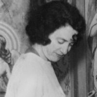 Lola Anglada