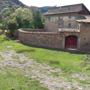 Pinyana és un petit nucli que pertany al municipi de Pont de Suert Pinyana és un petit nucli que pertany al municipi de Pont de Suert