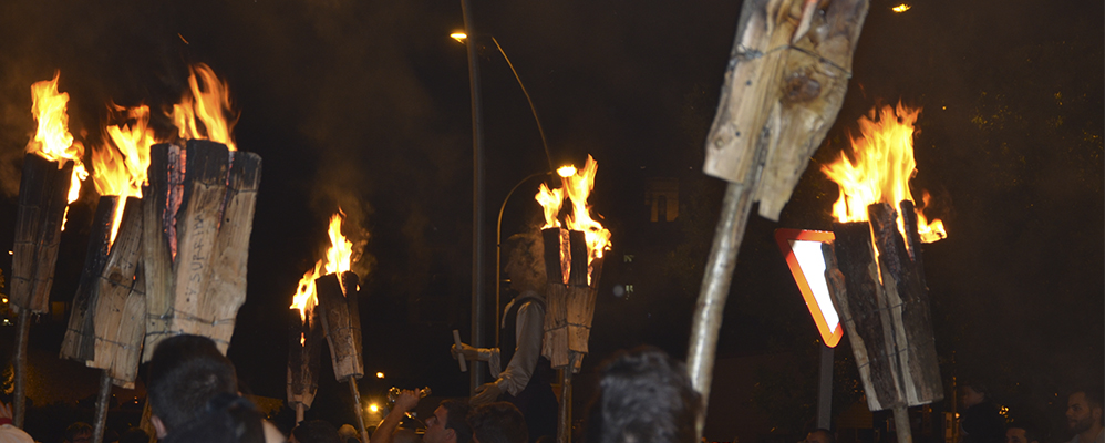 Diverses falles en la seva baixada cap a la Pobla de Segur Diverses falles en la seva baixada cap a la Pobla de Segur