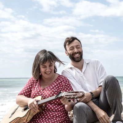 Espectacle músico-poètic 'amics' de Carla Barroso i Dafnis Balduz