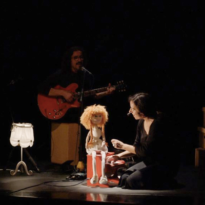 Teatre familiar 'Andròmines' de Samfaina de Colors