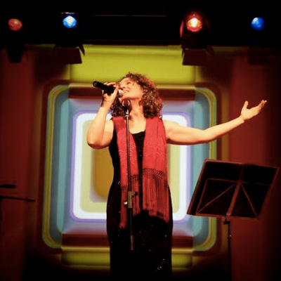 Carolina Blàvia, músic, Fado