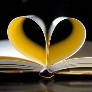 Conferència, L’amor romàntic, La dinàmica amorosa, Fabio Dercole, Llibre obert, cor Conferència, L’amor romàntic, La dinàmica amorosa, Fabio Dercole, Llibre obert, cor