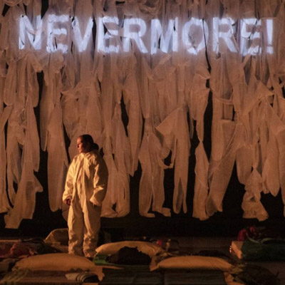 Teatre 'N.E.V.E.R. M.O.R.E' de la companyia Chevere