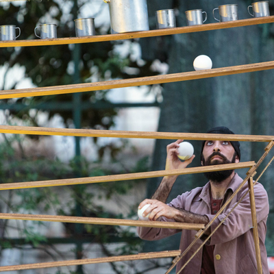 Espectacle de circ 'Oyun' de la companyia Federico Menini Espectacle de circ 'Oyun' de la companyia Federico Menini