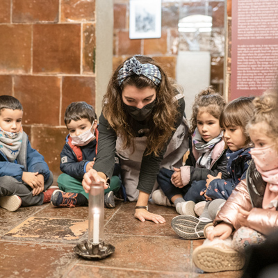 Activitat familiar 'Patufet, on ets?' al Museu de la Vida Rural, L'Espluga de Francolí, 2022
