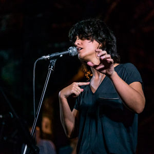Poetessa madrilenya María Salgado