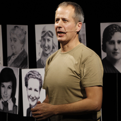 Espectacle 'La primera i les mestres de la República', de Nan Valentí i David Pintó