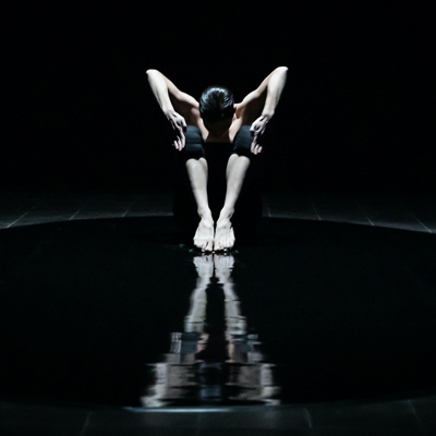 Espectacle de dansa 'Sacrée' de la Cia. Silvia Batet Espectacle de dansa 'Sacrée' de la Cia. Silvia Batet
