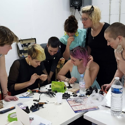 Taller Bio.trans.lab: pedagogies queer transdisciplinàries, Bòlit, Girona, 2022 Taller Bio.trans.lab: pedagogies queer transdisciplinàries, Bòlit, Girona, 2022