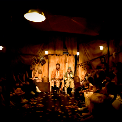 Teatre familiar 'Frederick' de Teatre al Detall Teatre familiar 'Frederick' de Teatre al Detall