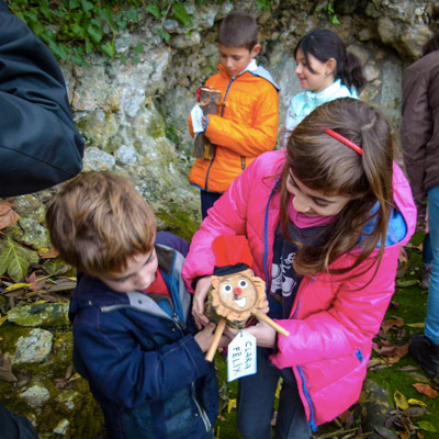 Activitat Familiar 'Els Tions han arribat al bosc d'Olèrdola' Activitat Familiar 'Els Tions han arribat al bosc d'Olèrdola'