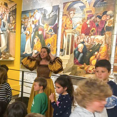 Visita familiar teatralitzada 'Descobrim el tresor amagat del md’A', Museu d'Art de Girona, 2020 Visita familiar teatralitzada 'Descobrim el tresor amagat del md’A', Museu d'Art de Girona, 2020