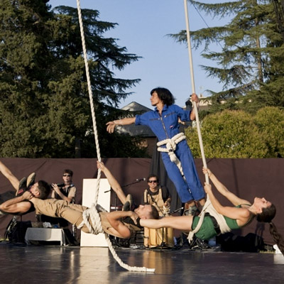 Espectacle de circ 'VoloV' del col·lectiu TQM Espectacle de circ 'VoloV' del col·lectiu TQM