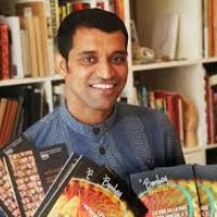 Presentació del llibre 'Bombai, Mumbai. La vida és la vida. Jo sóc gràcies a tu' Presentació del llibre 'Bombai, Mumbai. La vida és la vida. Jo sóc gràcies a tu'
