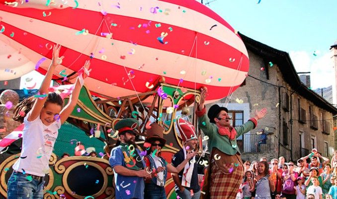 Esbaiola't, arts escèniques, Esterri d'Àneu, Pirineus, espectacle, familia, infants, Surtdecasa Ponent, juliol, 2016