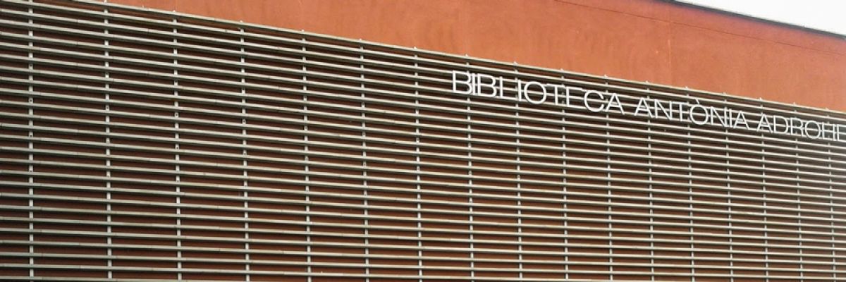 Biblioteca Antònia Adroher