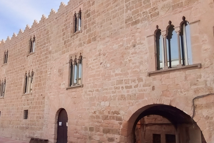 Casal dels Marquesos de Llió