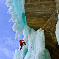 Cicle d'audiovisuals de muntanya i aventura 'Alpinisme arreu del món'