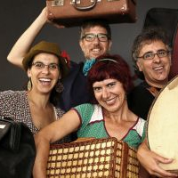 Contes per donar la volta al món