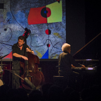 Obres de Joan Miró passen pel sedàs del jazz de l’Ignasi Terraza Trio 