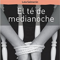 Llibre 'El té de medianoche' de Lola Salmerón