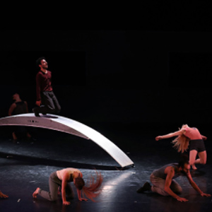Espectacle 'Cuculand Souvenir' - Roberto Oliván Performing Arts