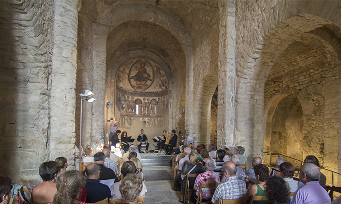 Concert a Santa Maria de Mur, castell de Mur