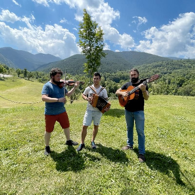 Elias's & Figuerola, música tradicional del Pirineu