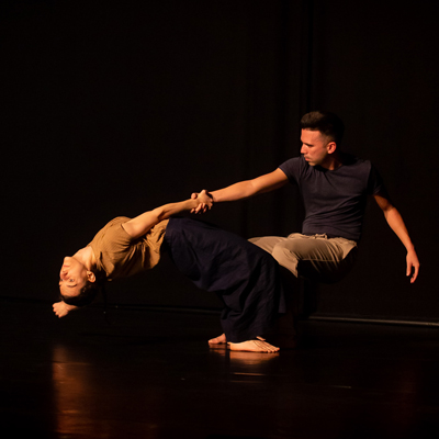 Espectacle 'Exhale Casa Navàs' d'Anna Borràs i Daniel Navarro