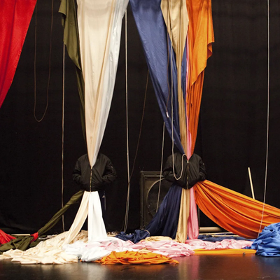 Espectacle 'Inhale Delirium Exhale', de Miet Warlop