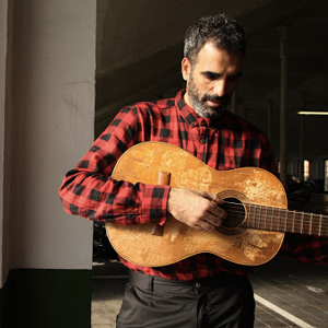 Ismael Dueñas, Guitarra, Músic, 2020