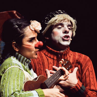 Teatre familiar 'Julieu i Rometa' de LaDonaBarbuda Teatre familiar 'Julieu i Rometa' de LaDonaBarbuda