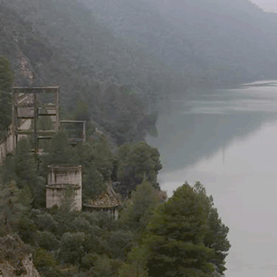 Llibre 'Portland del Ebro S.A. Una acció de comprar accions' d'Olga Olivera-Tabeni