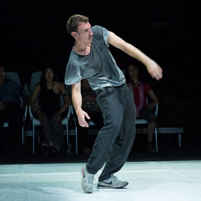 Espectacle 'Sudando el discurso. Una crítica encuerpada', d'Aimar Pérez Galí