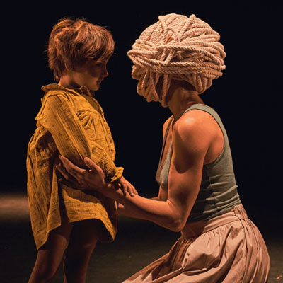 Espectacle 'Nimbes', Fil d'Arena