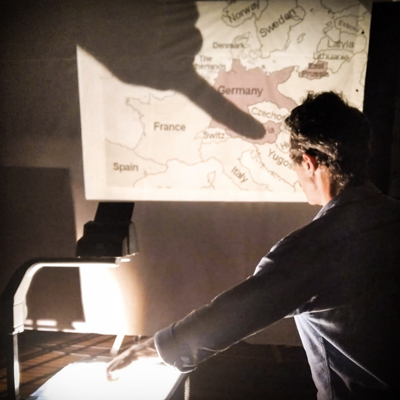 Teatre documental 'Sobre la tirania' de Timothy Snyder