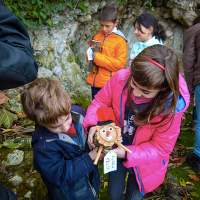 Activitat Familiar 'Els Tions han arribat al bosc d'Olèrdola'